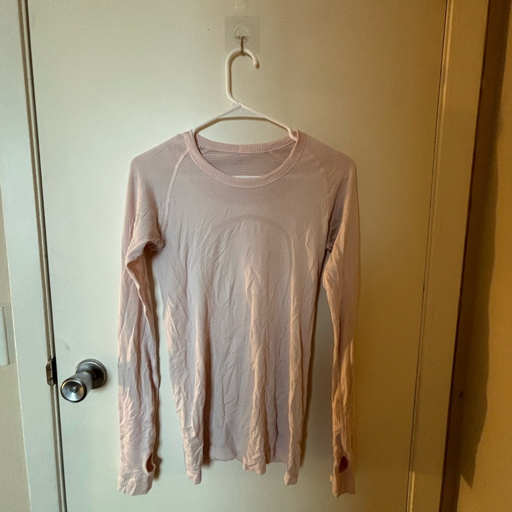 Light Pink Lululemon Swiftly Tech